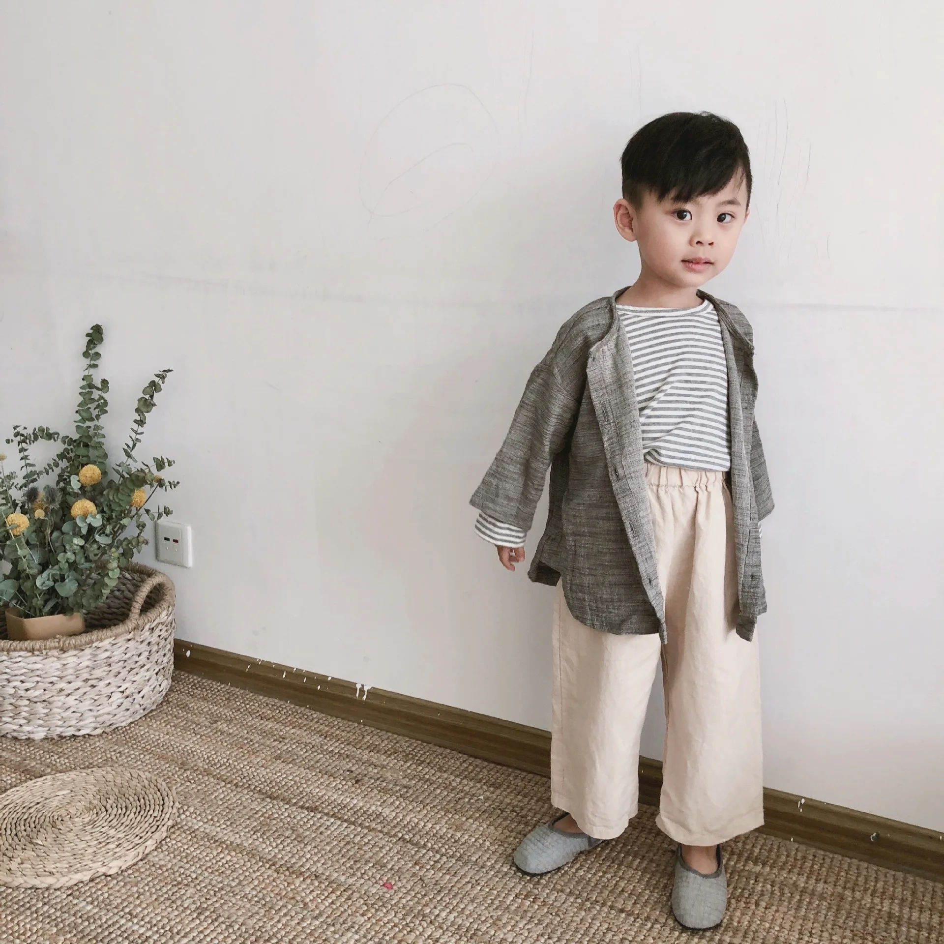 Г. Весенняя Детская рубашка из хлопка и льна Корейская свободная Солнцезащитная хлопковая и льняная рубашка для мальчиков и девочек