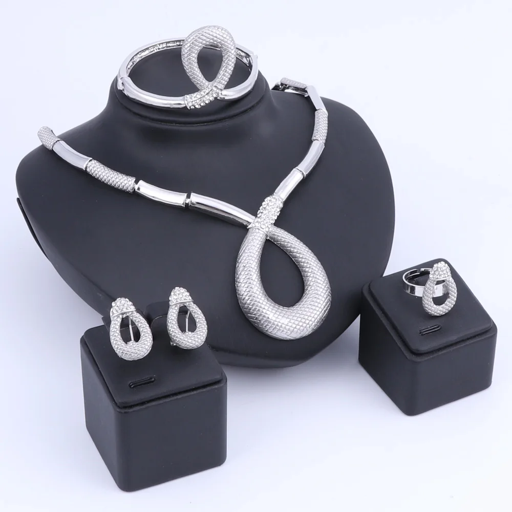 Ювелирный Комплект из колье и серёг в африканском стиле | Украшения аксессуары