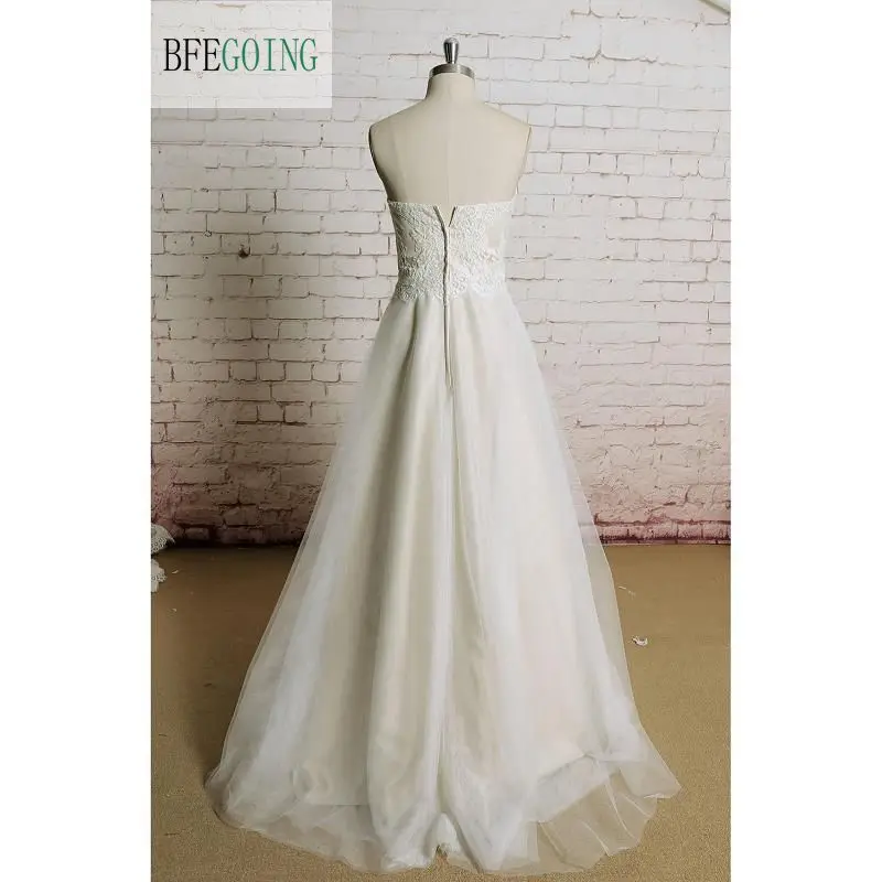 ТРАПЕЦИЕВИДНОЕ свадебное платье до пола из тюля с аппликацией со шлейфом без