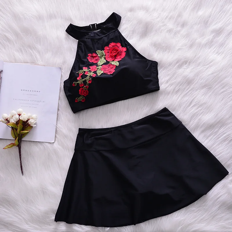 Новинка 2019 купальный костюм из двух предметов с высокой горловиной и вышивкой