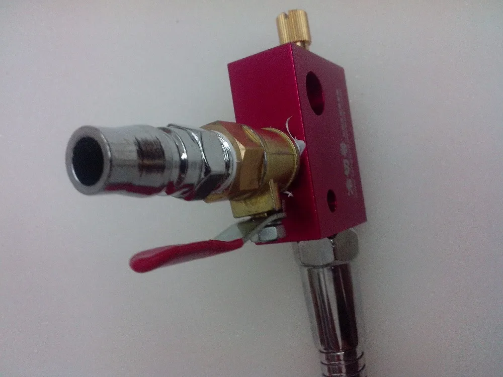 

Spray cutting coolant sprayer