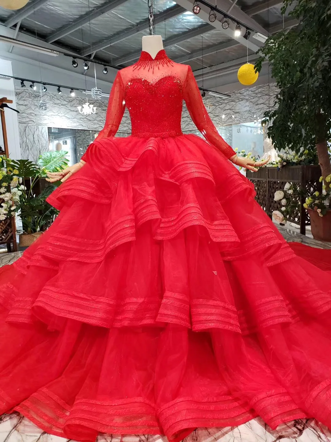 Elegant Lace High Neck Prom Dress Red Crystal Evening 2019 Ball Gown Puffy Skirt Layers Ruffless For Wedding Party | Свадьбы и