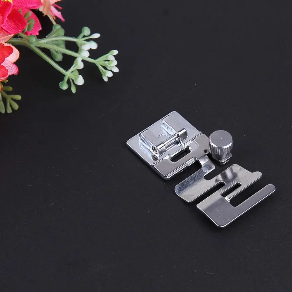 Аксессуары для швейных машин оверлок вертикальные прижимные лапки Janome | Дом и сад