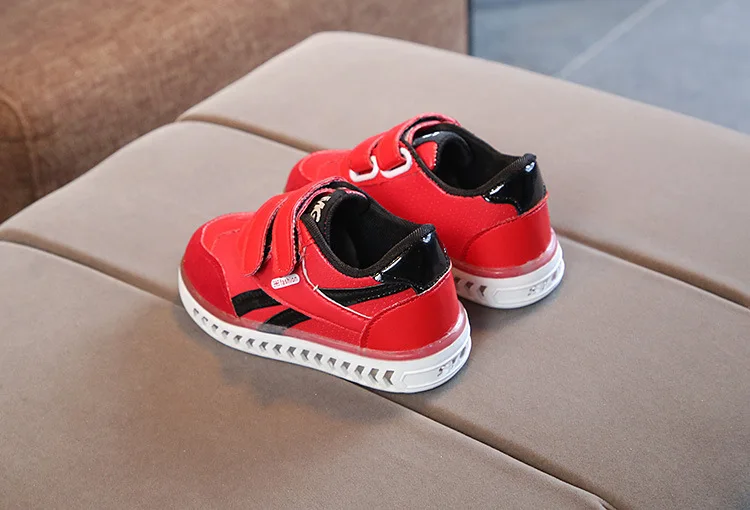 cool lighted kids LED shoes 2018 New Autumn fashion flash glowing baby girls boys sneakers high quality children Sports | Детская одежда
