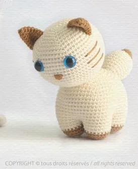 Вязаные игрушки амигуруми погремушка Кот модель номер w3