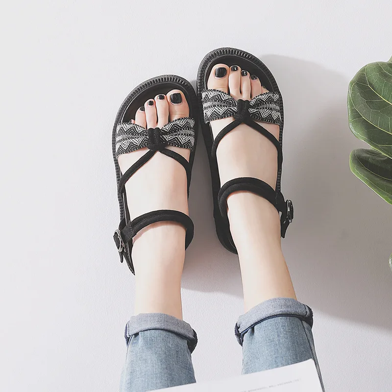 2020 обувь на платформе и низком каблуке Женская больших размеров 41 42 43 пляжная с