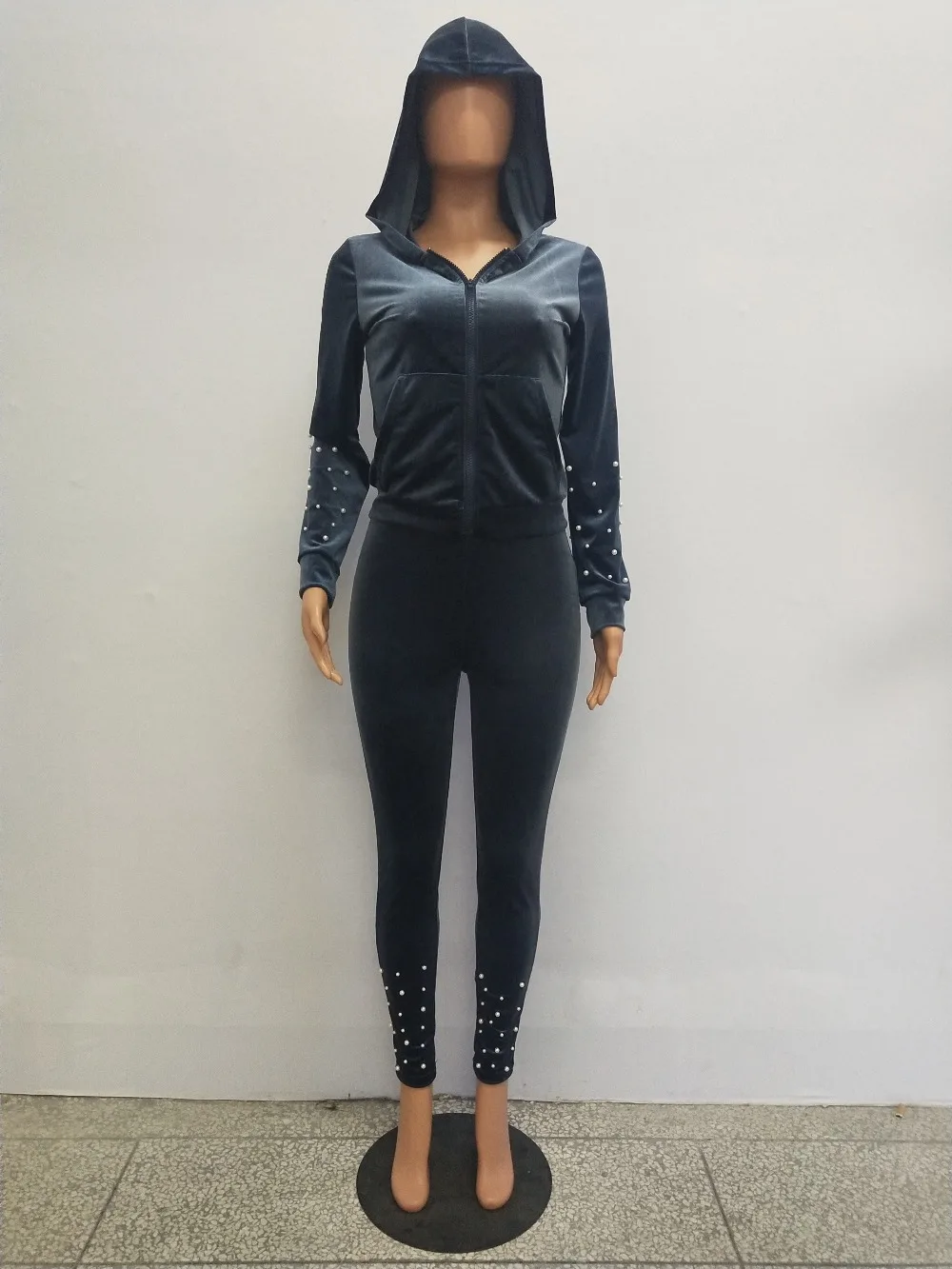 Wjustforu Бархатный комплект из двух предметов с капюшоном, женский модный Повседневный Спортивный костюм, женский зимний элегантный комплект из двух предметов с бисером, Vestido