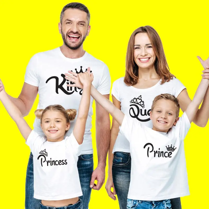 Модная летняя одежда для всей семьи папы и мамы дочери маленьких мальчиков
