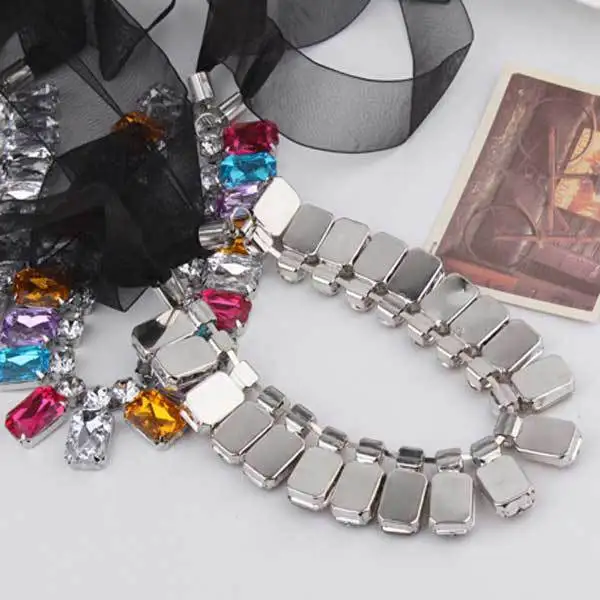Fanwood Exaggerate Fluorescence Geometry Rhinestone Gems Short Necklace |
