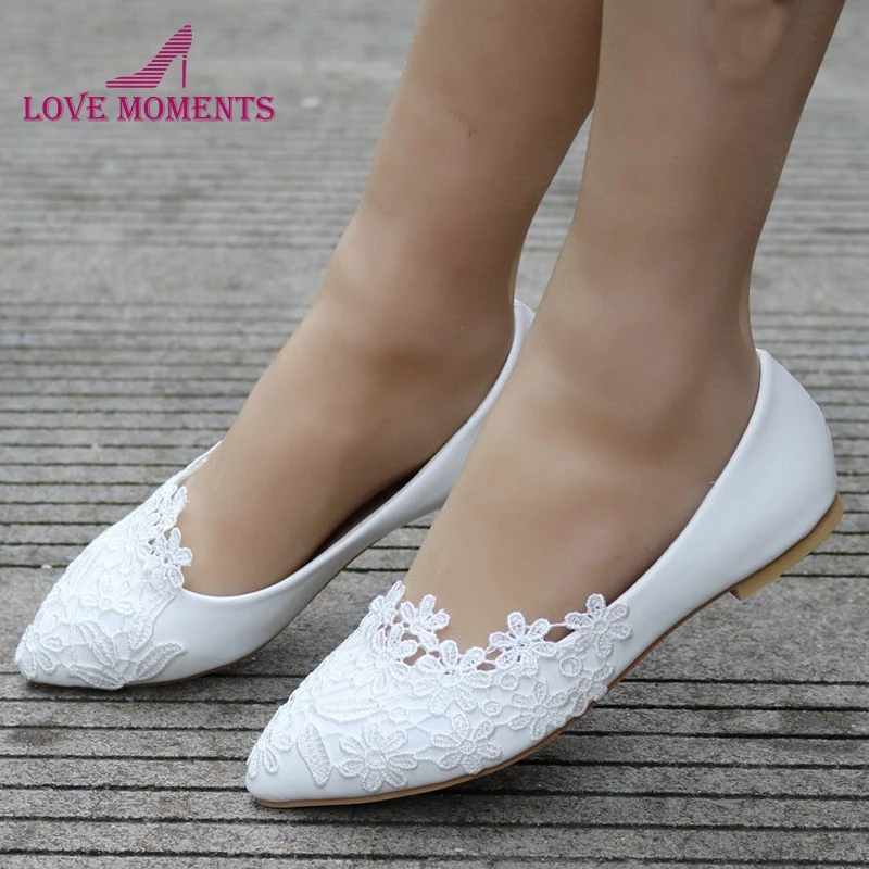 

Free Shipping Best Price Flat Heel Wedding Party Shoes White Red Women Flats Comfortable Dancing Shoes Simple Bridesmaid Shoes