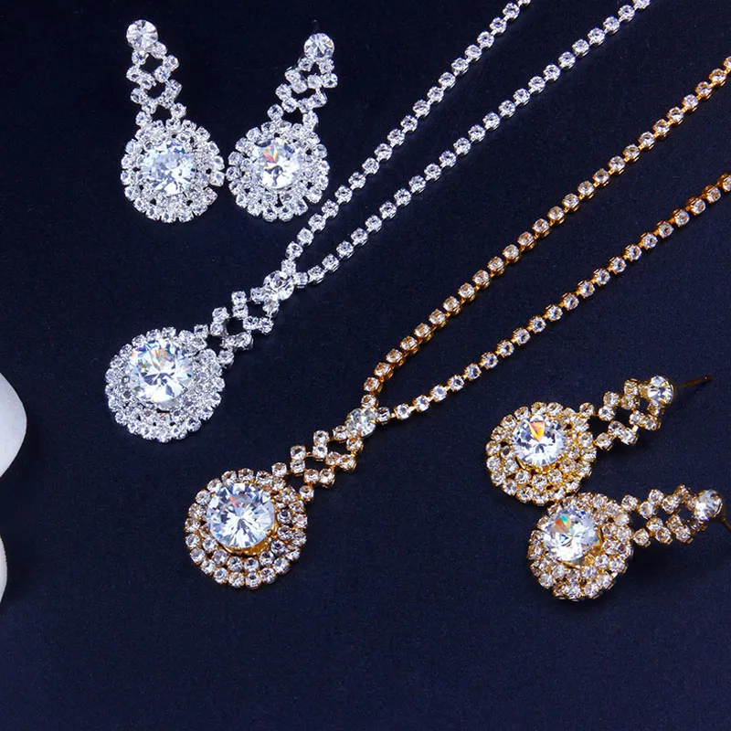 Комплект из колье и серёг с фианитом | Украшения аксессуары