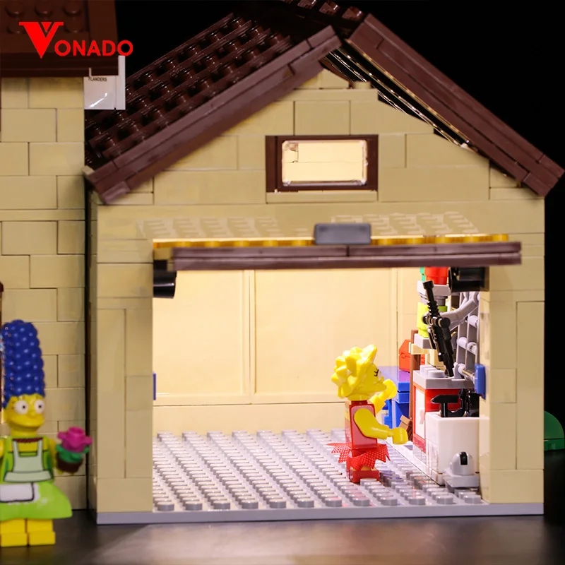 

LED Light Kit Compatible for 71006 16005 Simpson's house building blocks Bricks Toys Gifts (only light with Battery box)