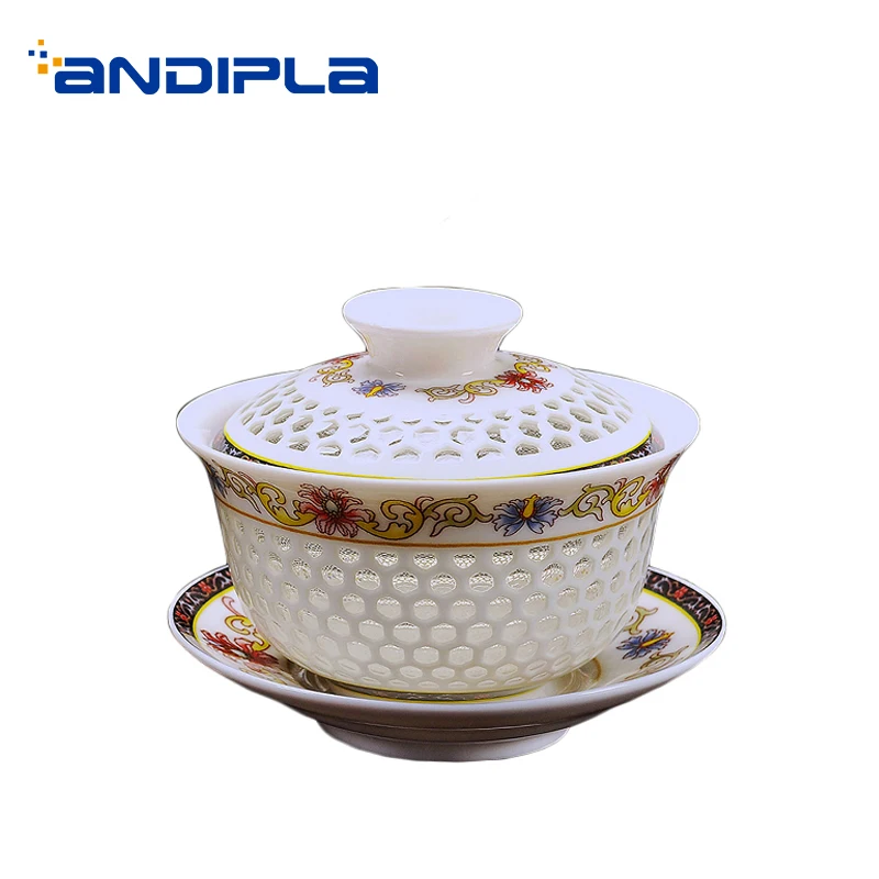 

Kitchen,Dining & Bar