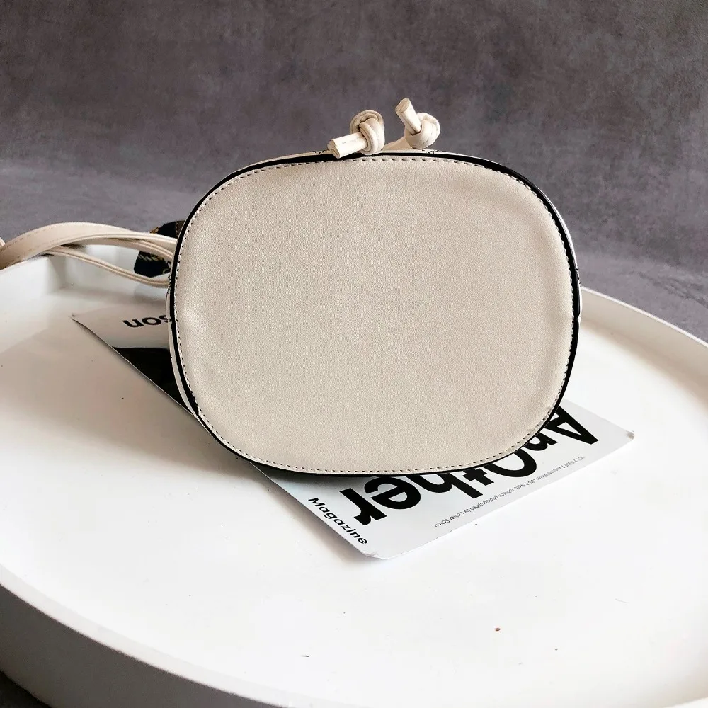 2019 Высококачественная сумка через плечо с заклепками женская сумка-мессенджер