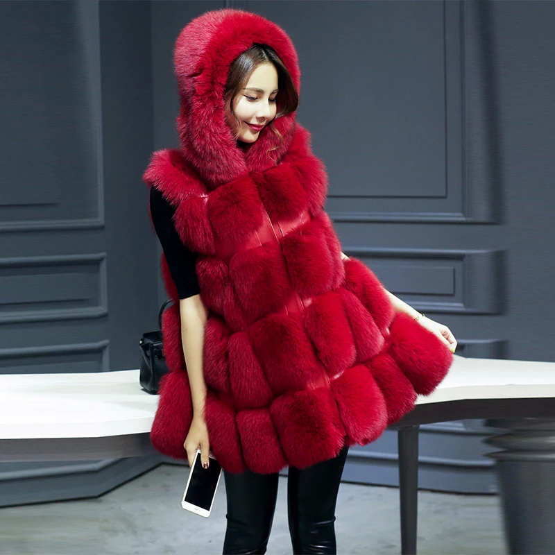 Зимний женский жилет из искусственного меха с капюшоном красным пэчворком