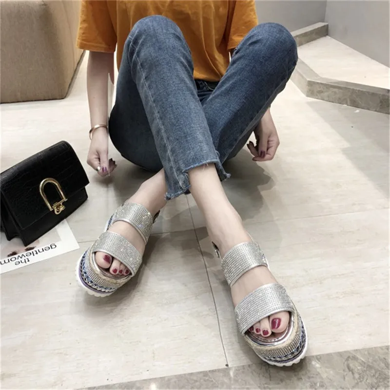 2019 г. Летние женские сандалии на толстой подошве в римском стиле высокого