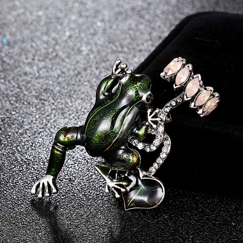 Donia jewelry cute Green red brown Enamel frog Crystal lotus Brooch Pins For Women Kids Scarf Clothes Hat Accessories Jewelry | Украшения и