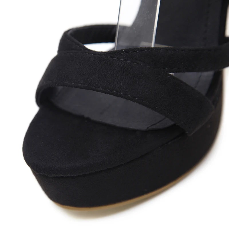 Vrouwen Sandalen Femme Пикантные Вечерние туфли на каблуке 12 см с перекрестными ремешками