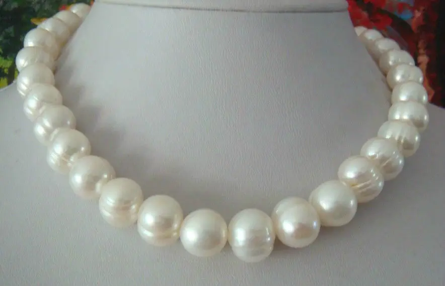 

CLASSIC natural 12-13mm south sea white pearl necklace 18inch