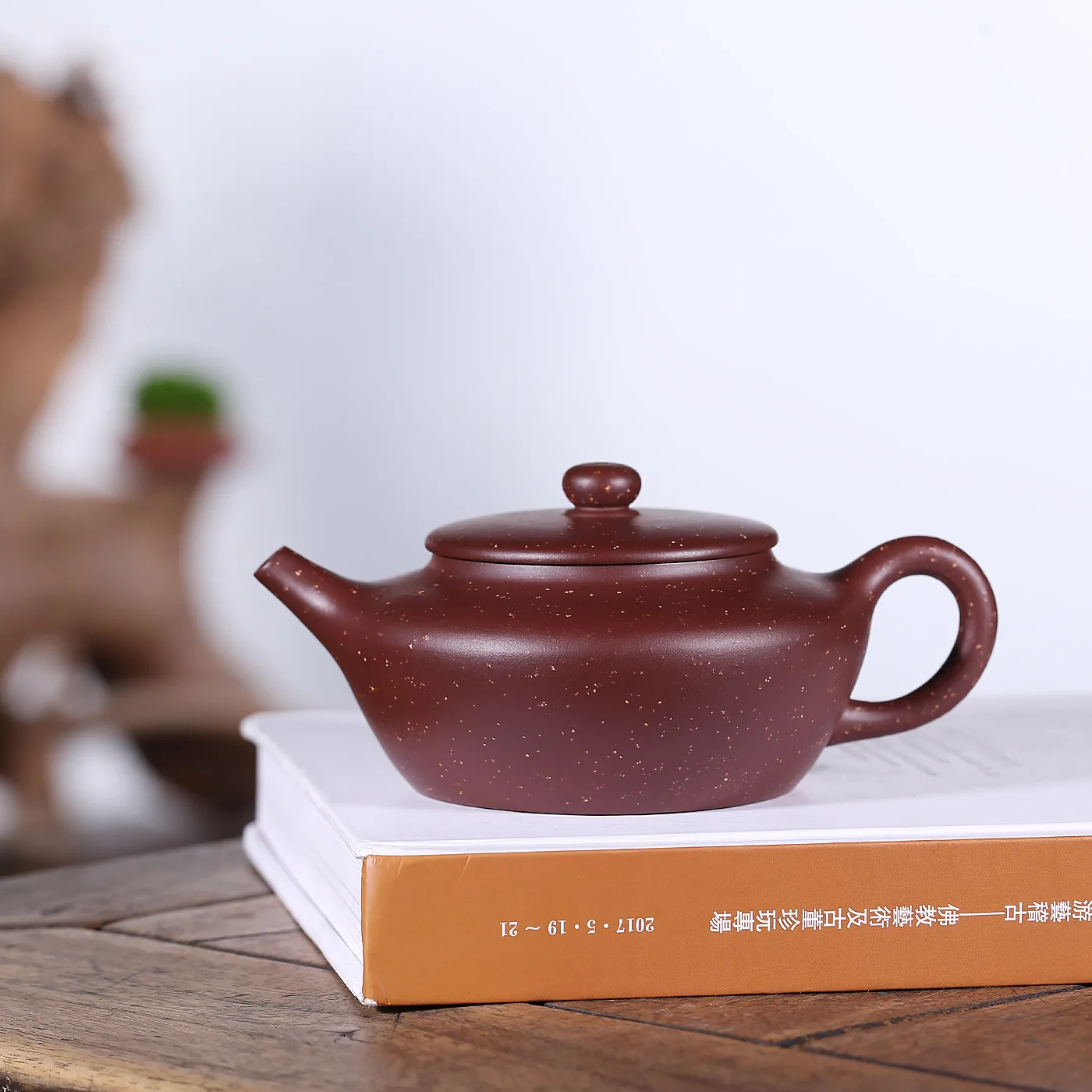 Руководство Jia Yifang в фиолетовой грязи Хань плоский горшок кунг-фу онлайн чайный набор кусок поколения волос напрямую