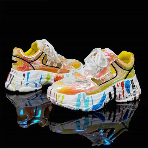 Желтые Сникерсы женские разноцветные 2019 на платформе не сужающемся книзу