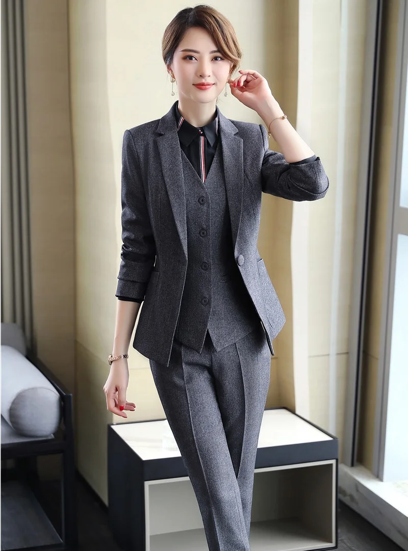Женский деловой костюм серый пиджак и брюки весна-осень 2019 | Женская одежда