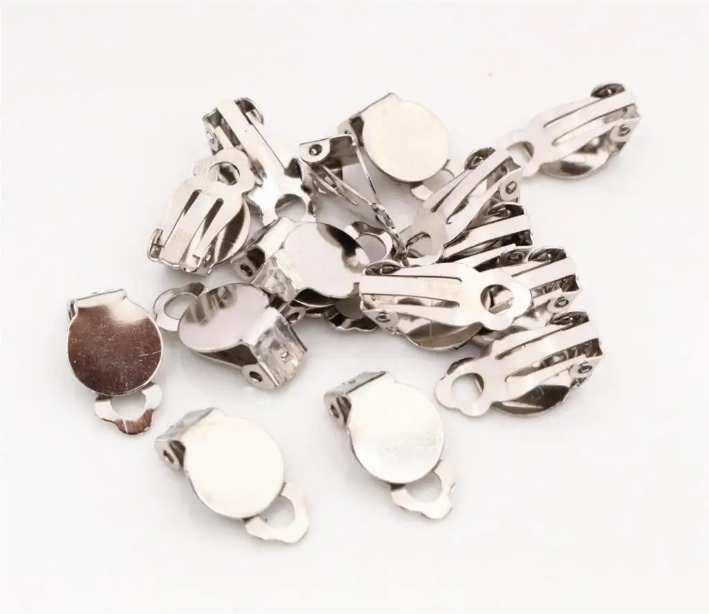 Rhodium 10 мм, 50 шт./лот, высокое качество, 5 цветов, покрытие из железа, клипсы для ушей, серьги, пустая/установочная основа, подходит для 10 мм стеклянных кабошонов - Цвет: Rhodium