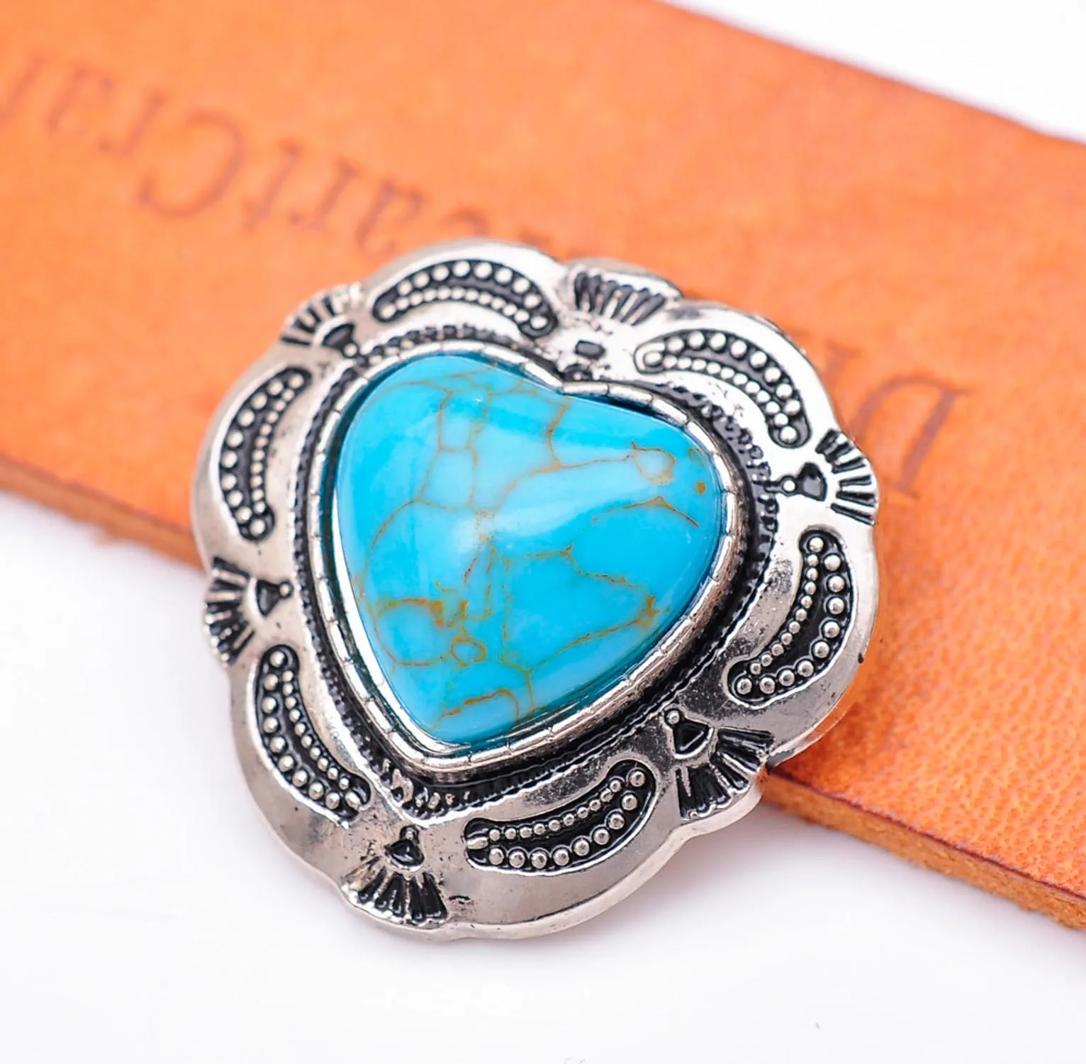 30 мм Серебряный американский Юго Восточный цветок резное сердце бирюзовый