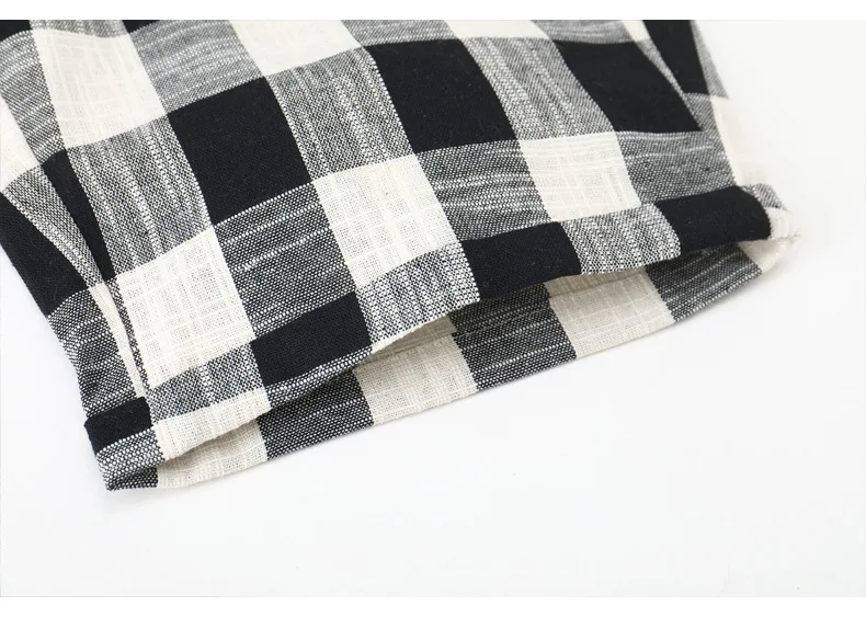 Summer New Cotton Linen Casual Shorts Men Grid Hot Mens Bermudas Shorts Comfortable Male Beach Shorts