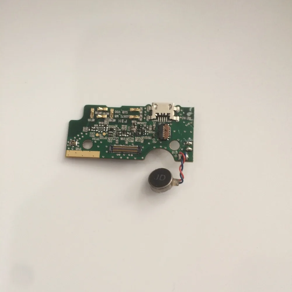 Подержанная зарядная плата с USB-разъемом + запасные аксессуары для ремонта