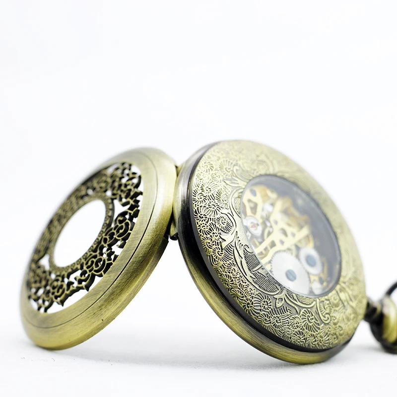 Bronze Mesh Hollow Relief Mechanical Pocket Watch Retro Steampunk Manual Winding Fob Chain Clock for Men and Women Holiday Gifts