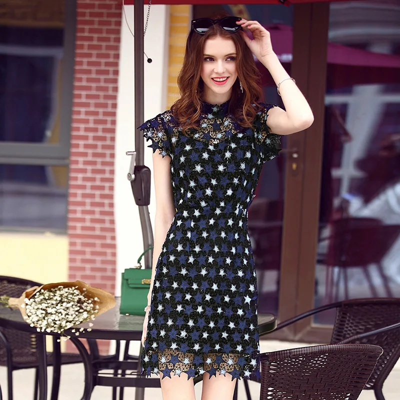 Новая мода 2019 весна лето Звезда вышивка выдалбливают Кружева открытая спина