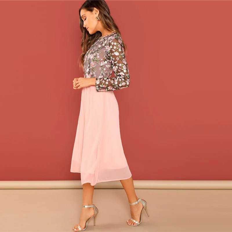 SHEIN выходное розовое цветочное вышитое контрастное Сетчатое платье с лифом и круглым вырезом с высокой талией женское ТРАПЕЦИЕВИДНОЕ Длинное Элегантное платье