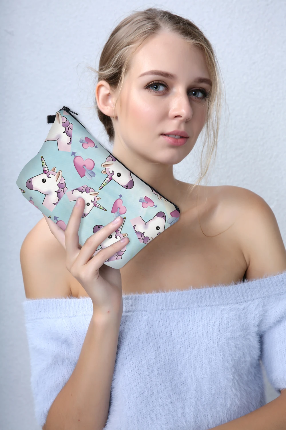 Косметички Deanfun с 3D принтом единорога Kawaii стиль красочный подарок для девочек портативные дорожные 50882