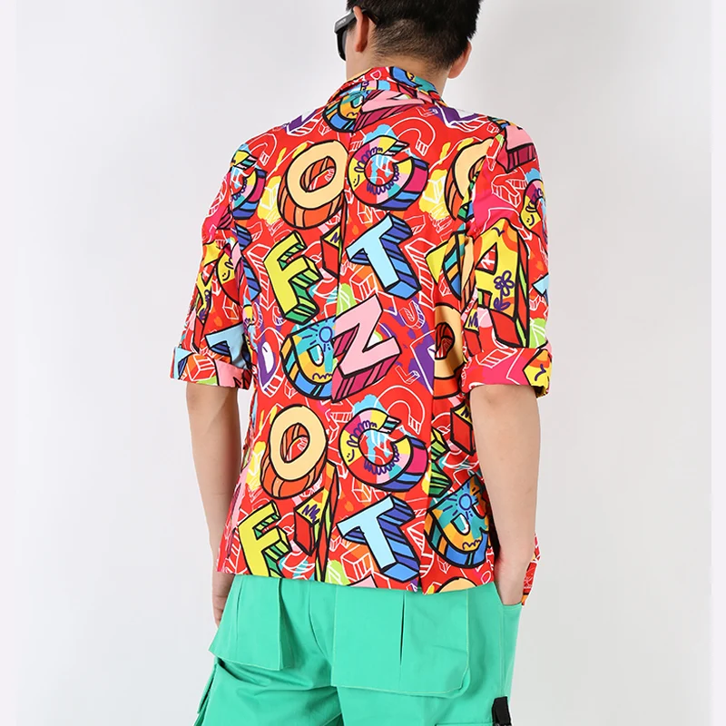 

2019 New Man Red hip hop printed casual blazers Fashion Cool Mid-sleeve Slim suit party show stage suit