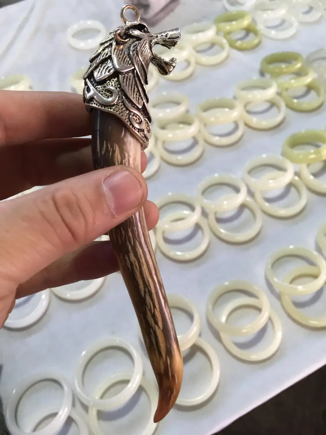 Бесплатная доставка китайский кабан зуб дикий Борг серебряный дракон защитный