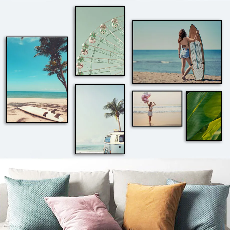 Девушка пальмовое дерево колесо обозрения доска для серфинга морская стена