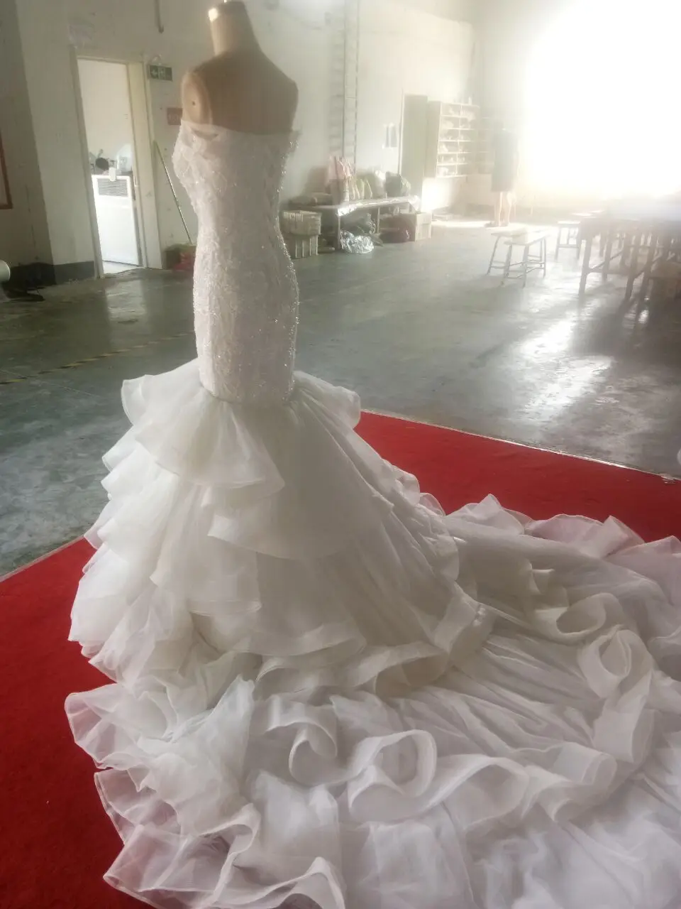 Clearance Sexy short sleeves Boat neck Wedding Gowns with mermaid Lace Bead instock ivory Romantic bride dress | Свадьбы и торжества