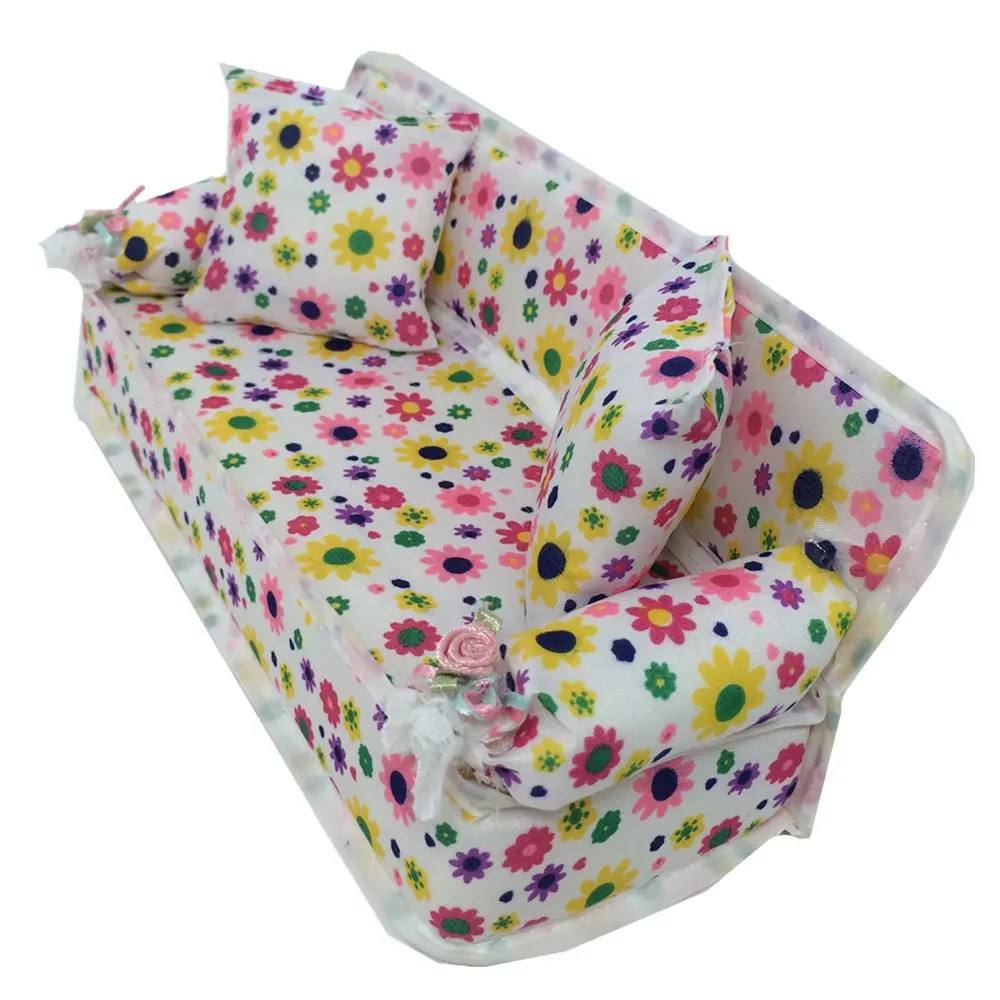 Мини диван с цветами + 2 подушки мебель для ролевых игр куклы Барби домашние