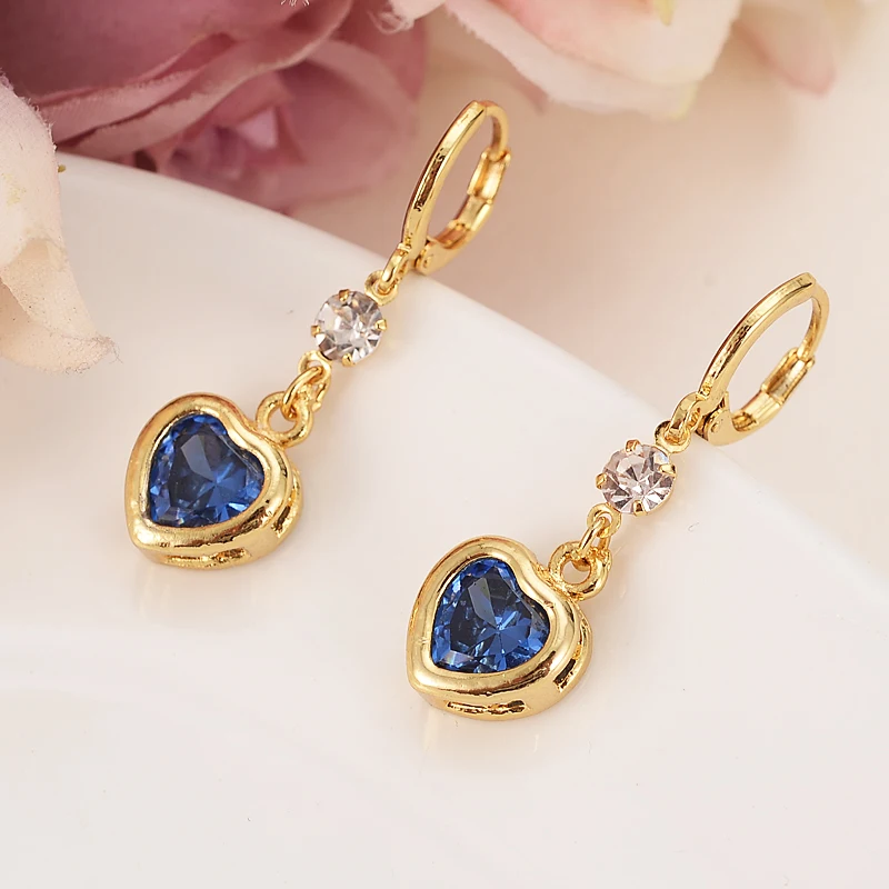 Женский ювелирный комплект из колье и серёг с фианитом|Ювелирные наборы для