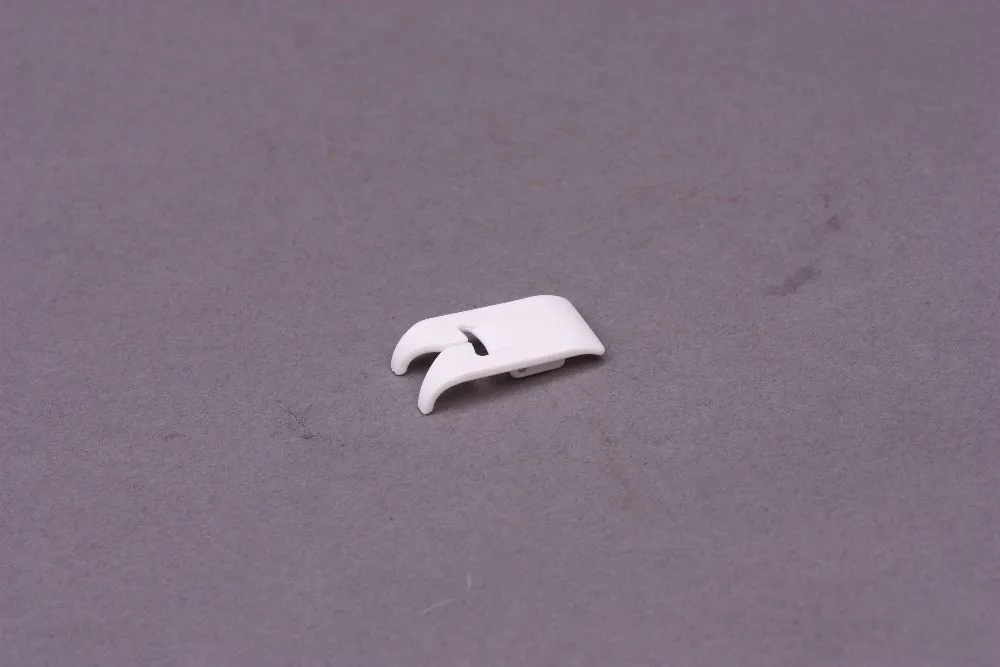 SEWING MACHINE ACCESSORIES SPARE PARTS PRESSER FOOT For Sewing Machine CY-7301PW | Дом и сад