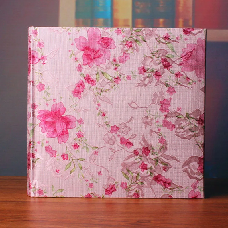 

Hot Selling Cloth Art Classic Insert Album Lovers Baby Souvenir Album Creative Large Capacity Writable Album 6 Inch 200 Pockets