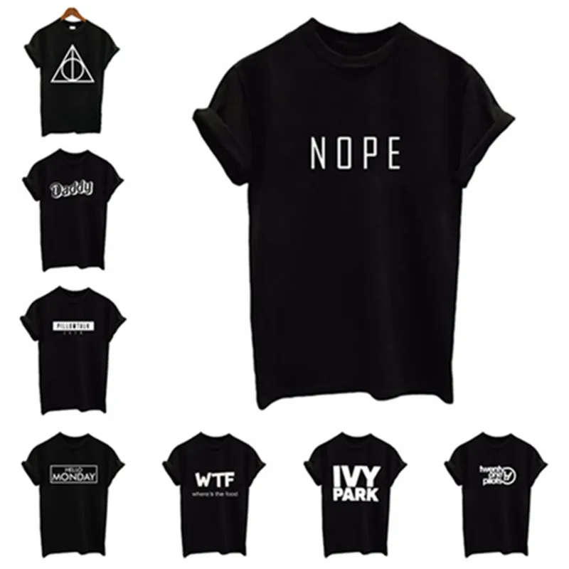 Женская футболка укороченная с буквенным принтом топ геометрическим рисунком