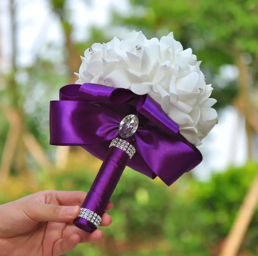 purple AYiCuthia романтический свадебный букет невесты свадебное украшение цветочное Мыло свадебный букет из роз белый сатин Холдинг S30 - Цвет: purple