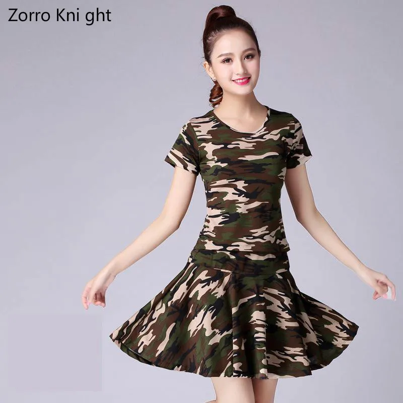 2018 Летний Новый квадратный танцевальный костюм Весна и лето Камуфляжный