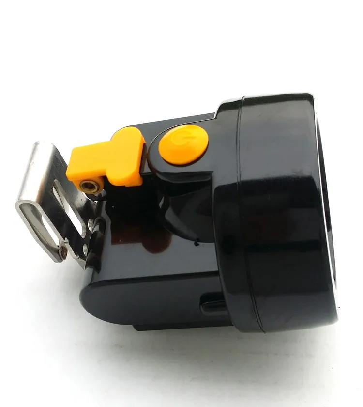 Новинка 2017 светодиодные фары с питанием от батареи налобный фонарь