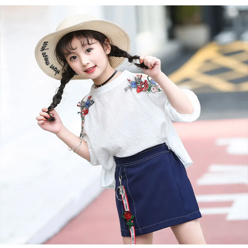 Модный комплект для девочек с вышивкой коллекция 2018 года детская одежда Новинка