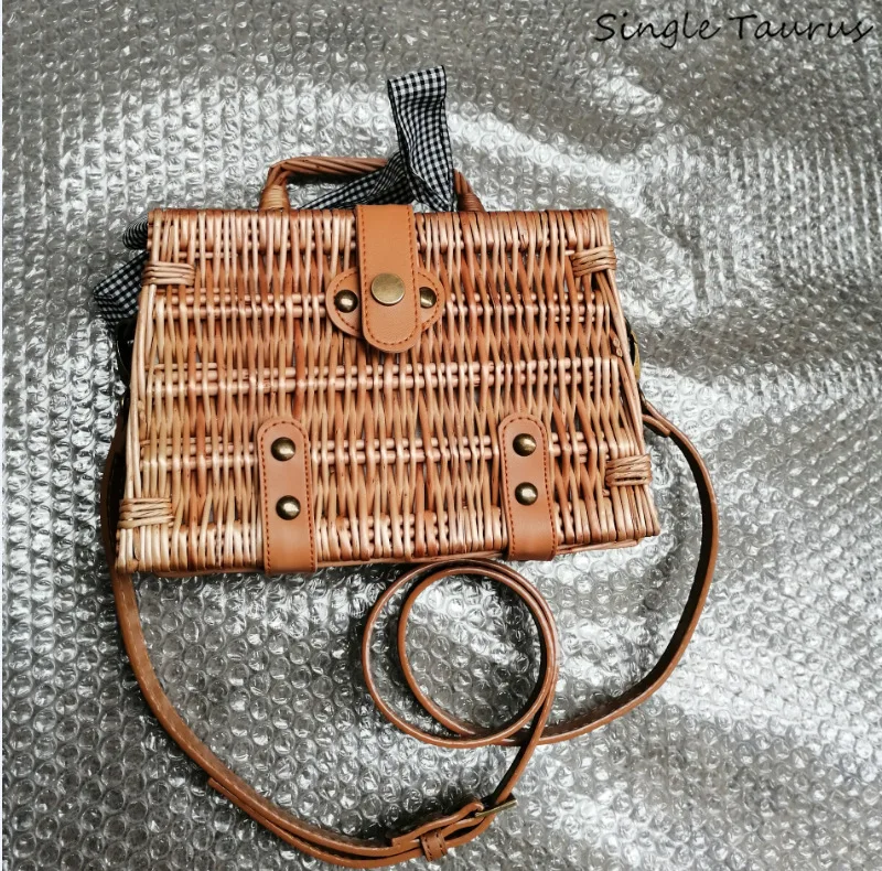 Женская плетеная Сумка из ротанга 22*15*8 см летняя пляжная сумка для макияжа ручная