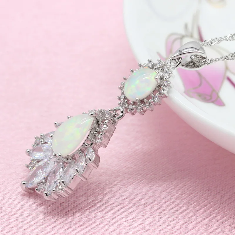 Комплект из колье серёг кольца и браслета с белым опалом | Украшения аксессуары