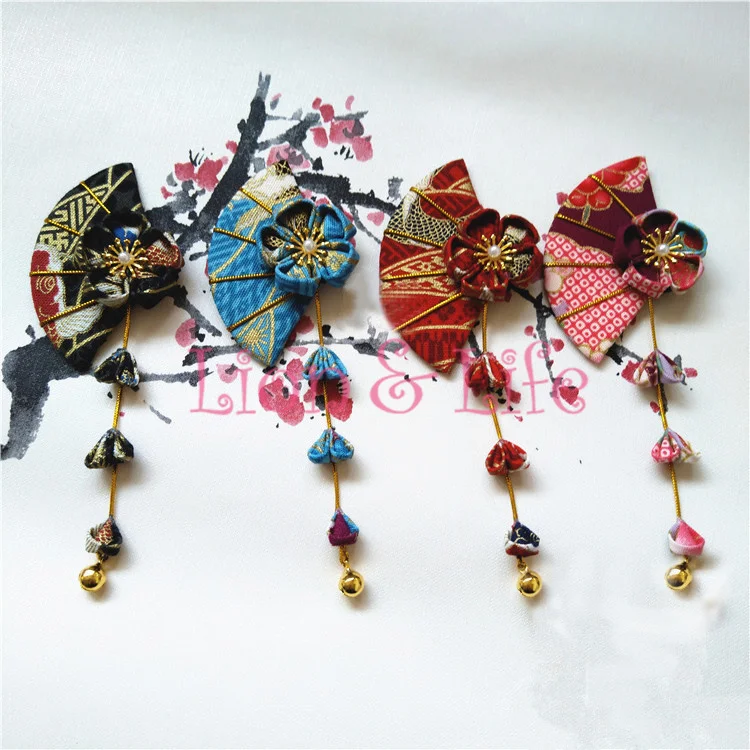 

Japanese kimono Yukata Flower Fan Rattan Headwear Hair Clip Haripin Tassels Bell